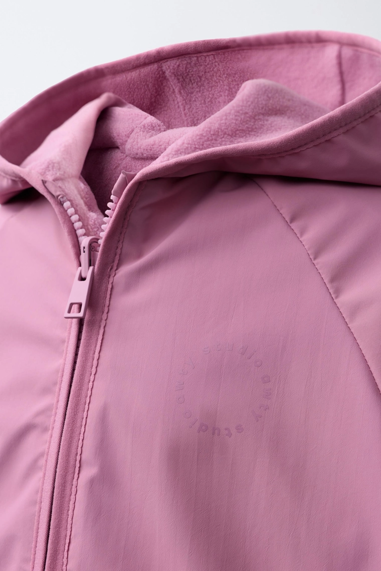 Ветровка с начесом