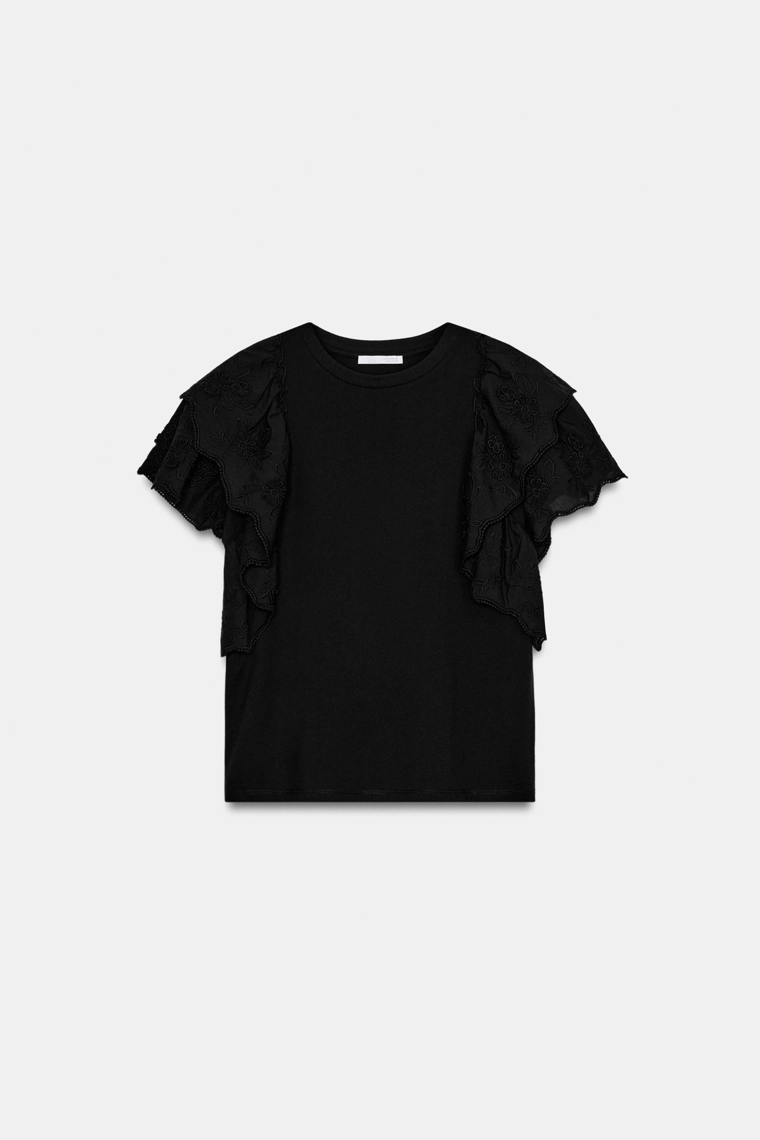 Футболка с короткими рюшами