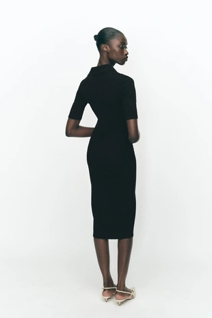 Платье в стиле интерлок с воротником поло- Заказать в России