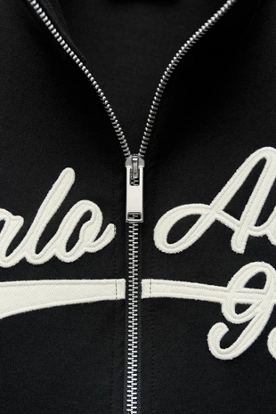 Куртка в стиле преппи с вышивкой- Заказать в России