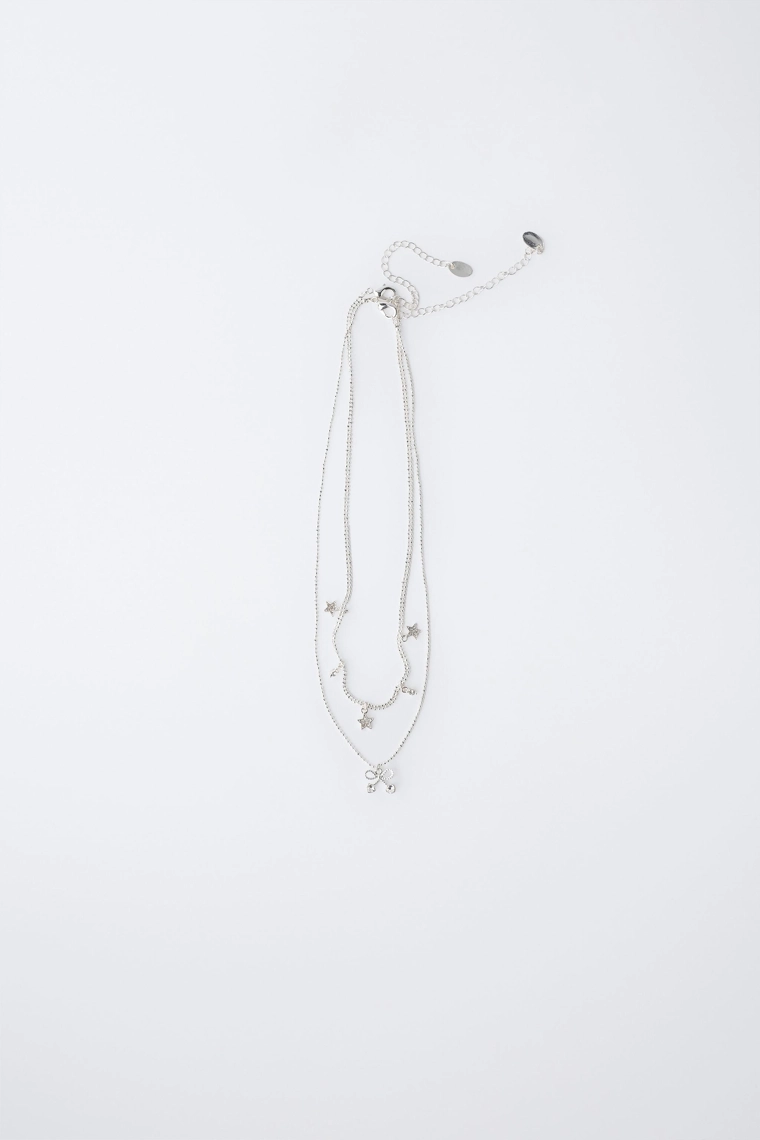 Набор из двух ожерелий со звездами и подвеской в виде вишни