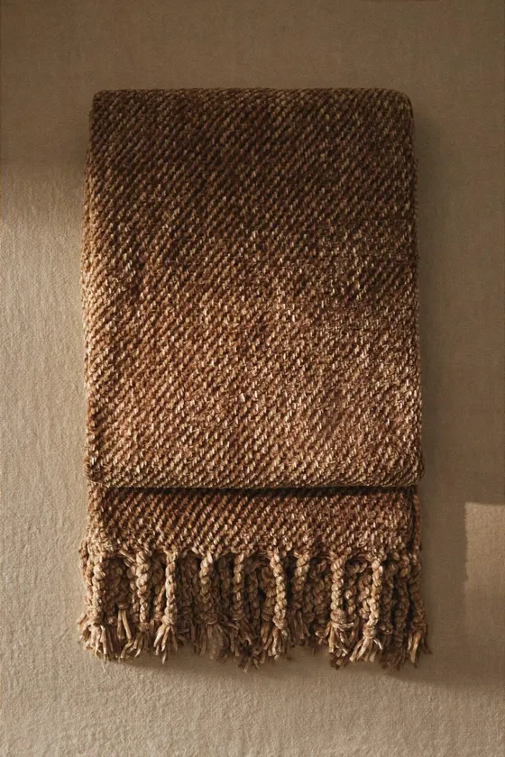 Плед двухцветный chenille с контрастным узором