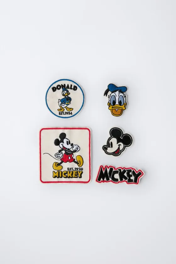 Набор из пяти заплаток с изображениями микки мауса и дональда дака © disney