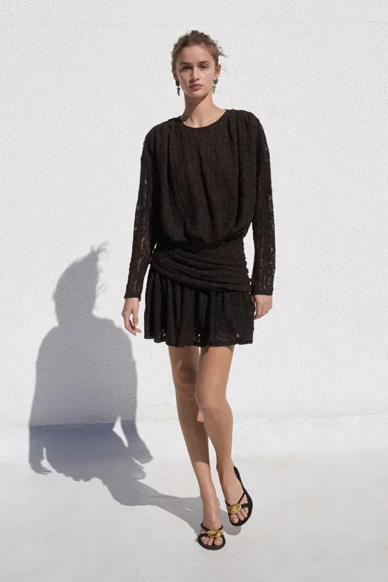 Короткое платье из кружев short lace dress