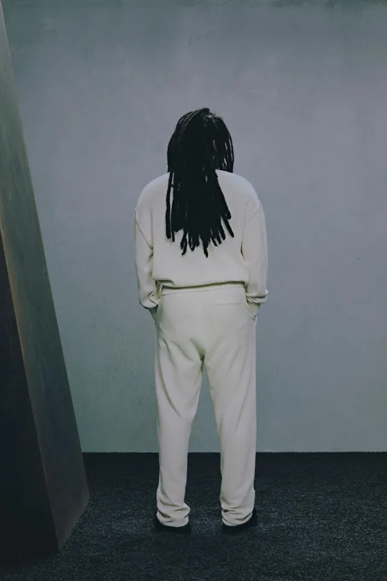 Свитер с v-образным вырезом x sr_a