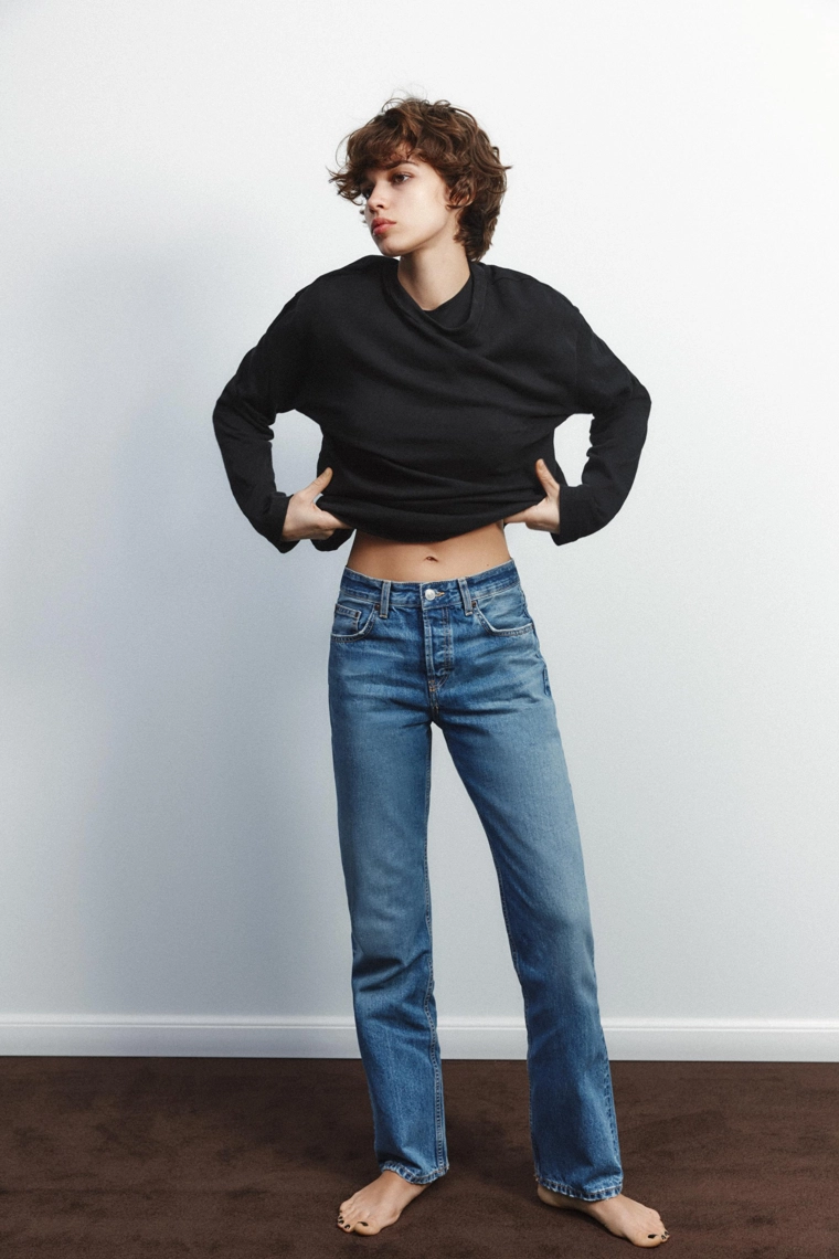 Джинсы средней посадки прямого кроя zara