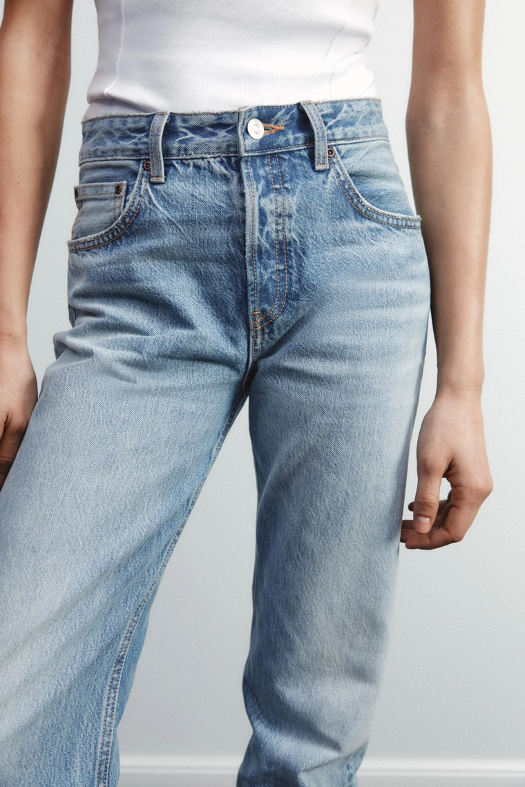 Джинсы средней посадки прямого кроя zara