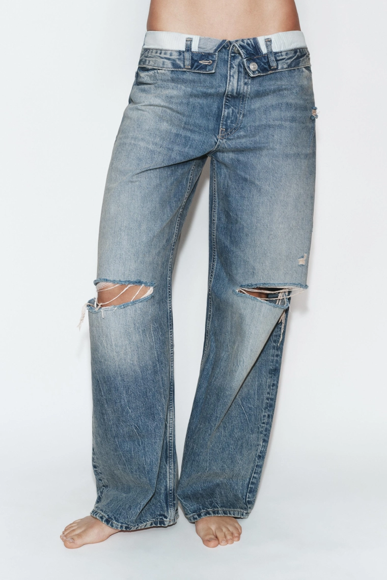 Джинсы средней посадки с завышенной талией trf