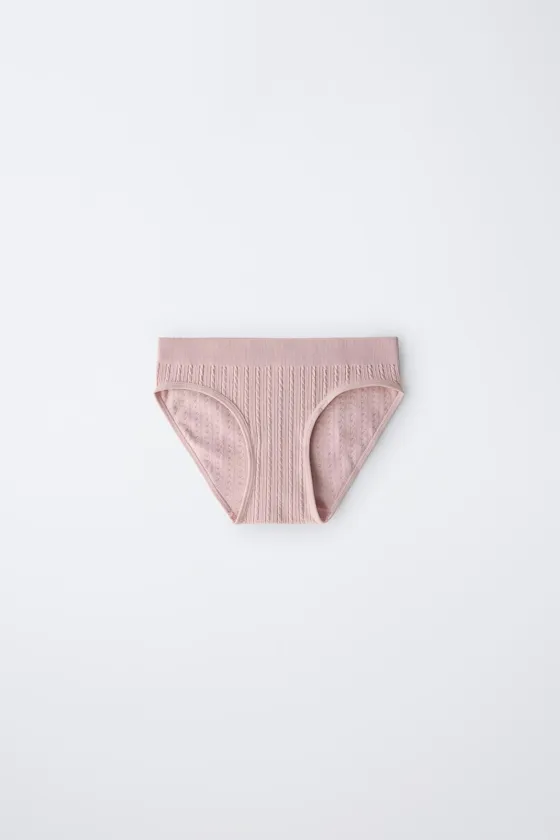 Для возраста 8-14 лет / три шт. брифов без швов в упаковке