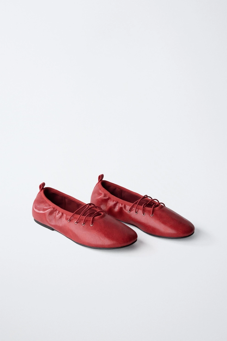 Туфли-балетки на шнуровке