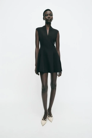 Мини-платье из крепа без рукавов- Заказать в России