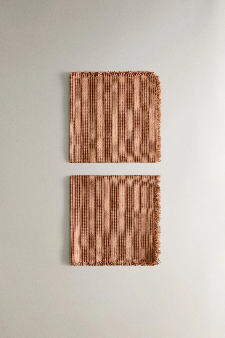 Набор полосатых хлопковых салфеток с бахромой