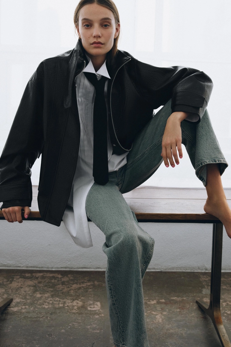 Куртка oversize с эффектом кожи коллекции zara woman