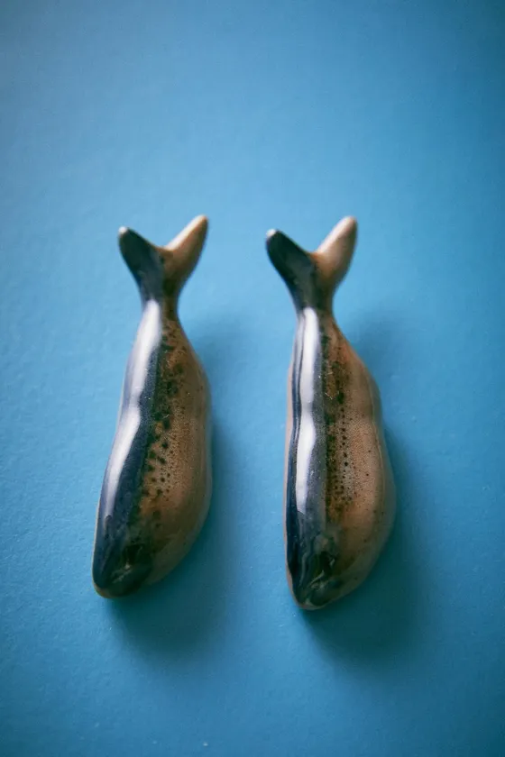 упаковка керамических подставок для рыбных палочек для еды в упаковке по 2 штуки