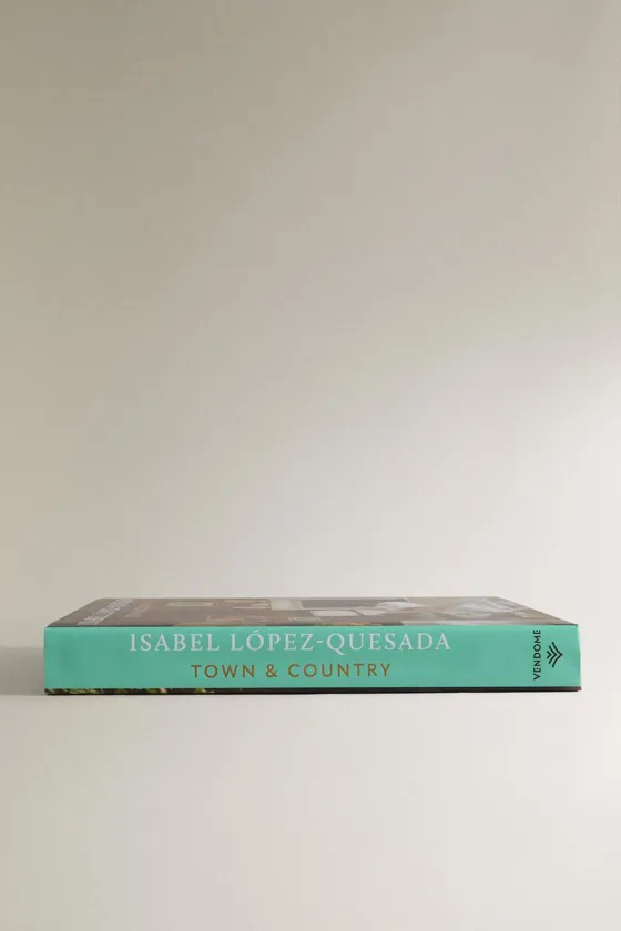 Книга isabel lópez-quesada town & country