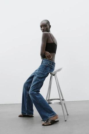 Укороченный бесшовный топ