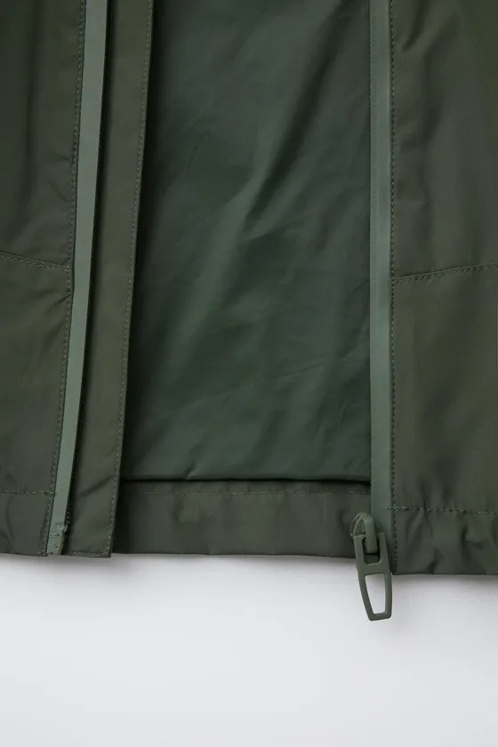 ЛЕГКАЯ КУРТКА С КАПЮШОНОМ WATER REPELLENT