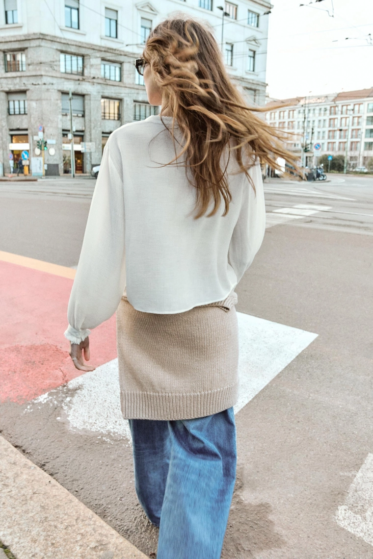 Вышитая блуза