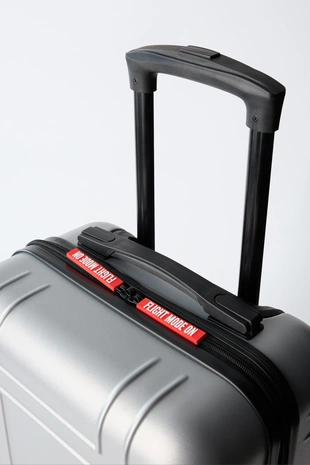 Чемодан ©NOA- Заказать в России