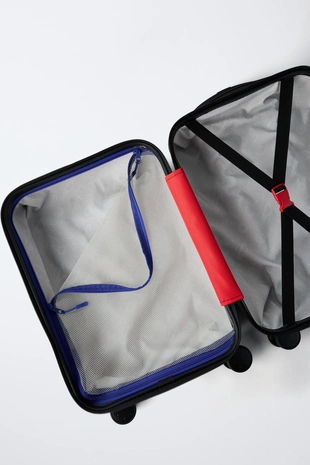 Чемодан ©NOA- Заказать в России