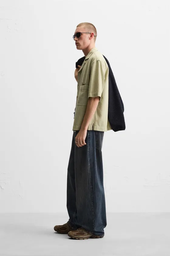 Рубашка с тканью в рельефной вышивке