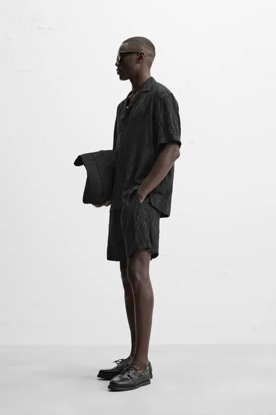 Рубашка с геометрическим жаккардовым узором