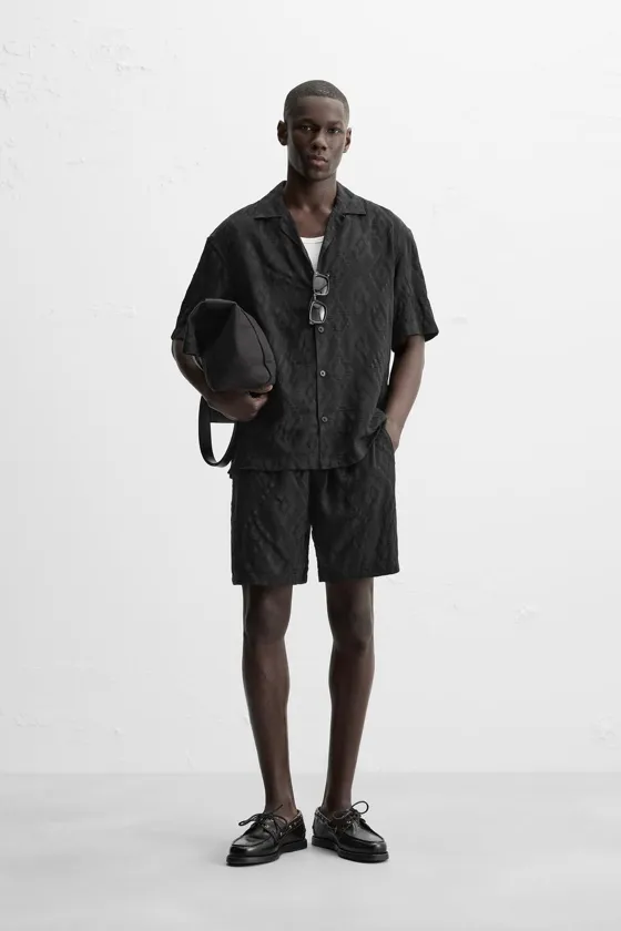 Рубашка с геометрическим жаккардовым узором