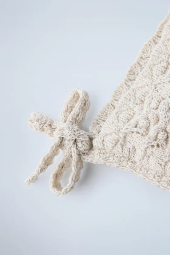 Теплый вязаный берет