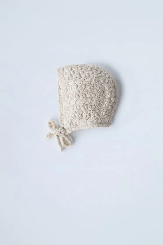 Теплый вязаный берет