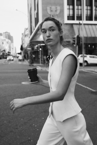 Топ из интерлока без рукавов- Заказать в России