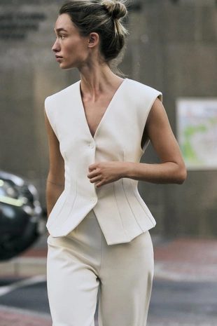 Топ из интерлока без рукавов- Заказать в России