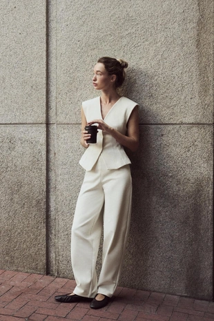 Топ из интерлока без рукавов- Заказать в России