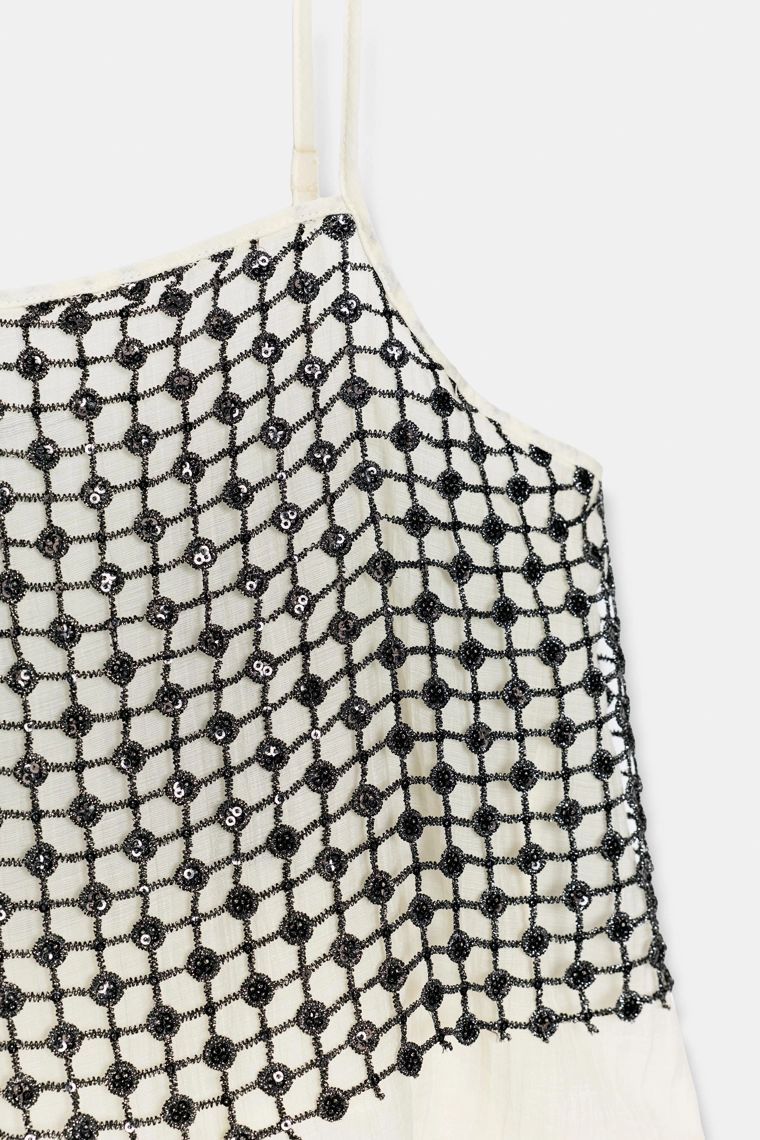 Топ с пайетками и металлическими нитями