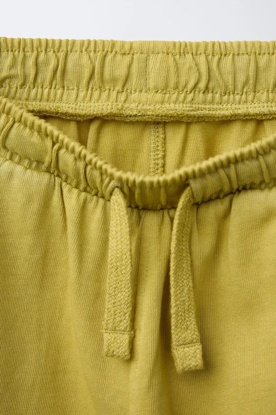 КОМПЛЕКТ ИЗ ОДНОТОННОЙ ФУТБОЛКИ И БРЮК  WIDE LEG