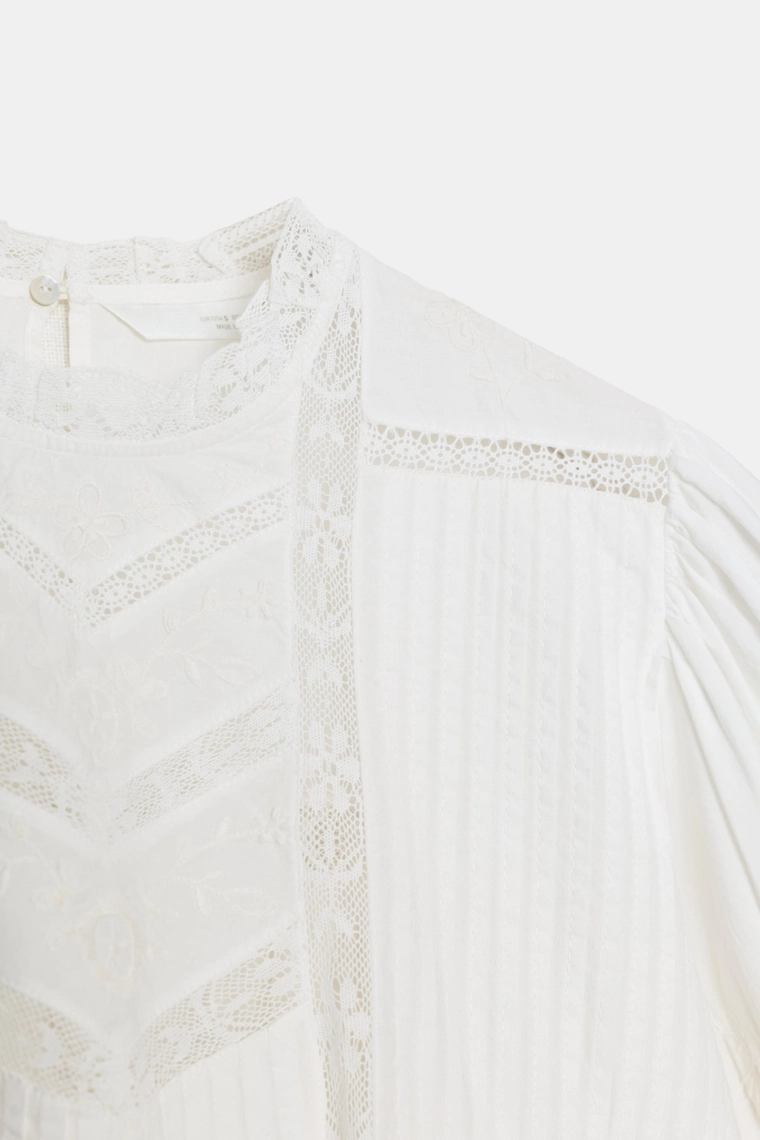 Рубашка с вышивкой из коллекции zw