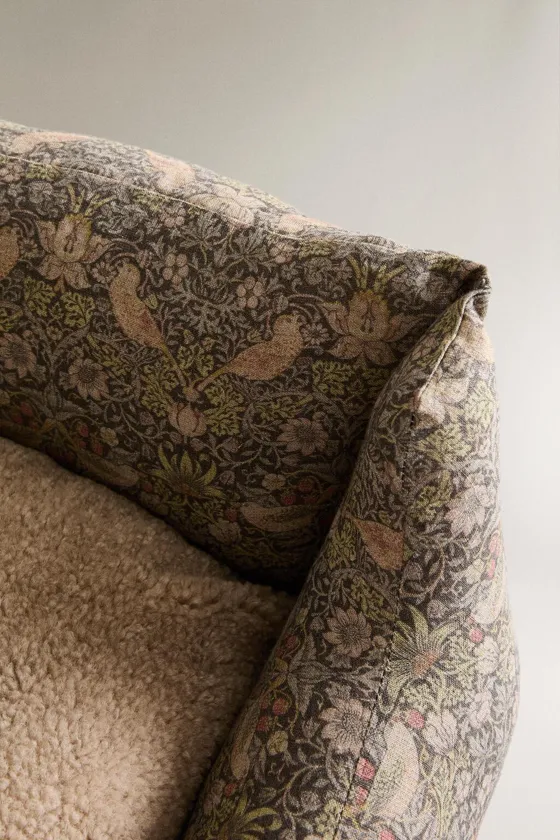 Кровать для питомца linen morris & co.