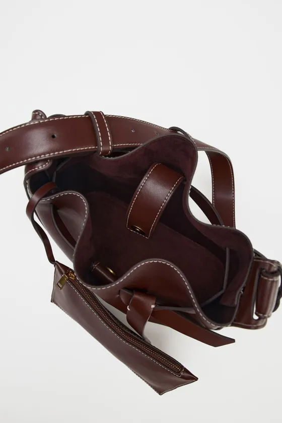 СУМКА-МЕШОК С ДЕКОРАТИВНОЙ СТРОЧКОЙ И УЗЛОМ