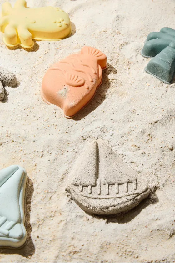 Набор детских форм для лепки на пляже
