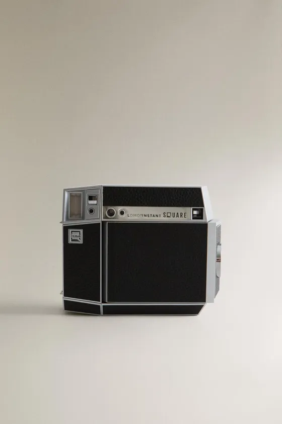 Моментальный фотоаппарат lomography