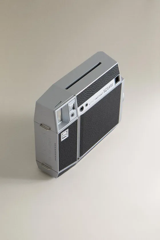 Моментальный фотоаппарат lomography