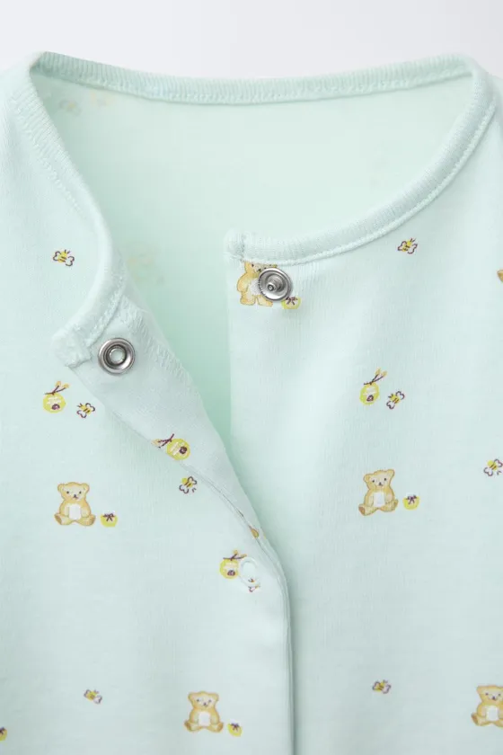 Пижама с мишкой тедди. застежка на пуговицы