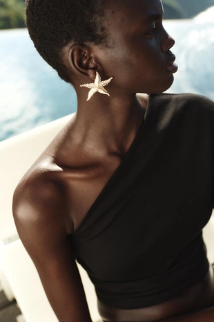 Топ асимметричного кроя в рубчик