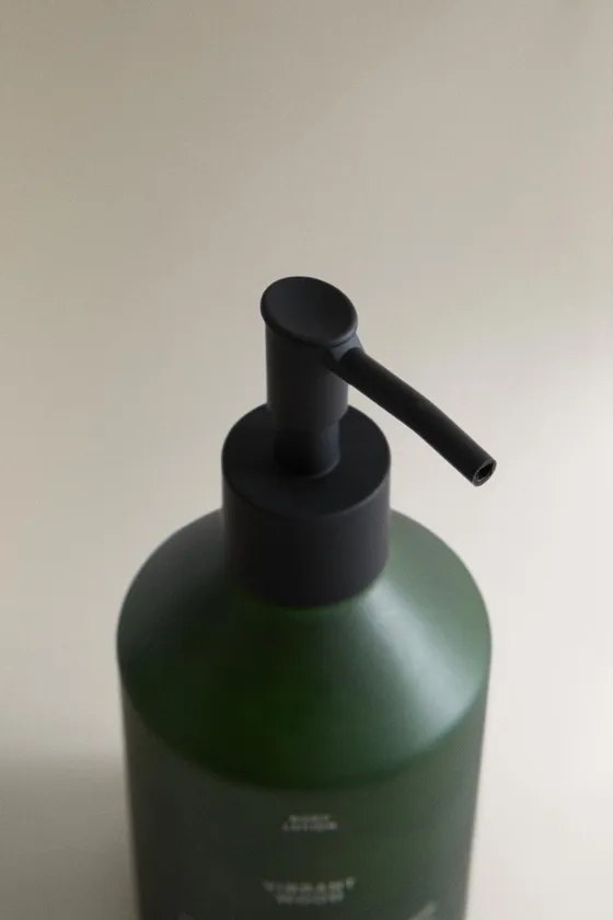 (500 ml) освежающий лосьон для тела vibrant wood