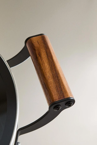 Железный горшок с крышкой- Заказать в России