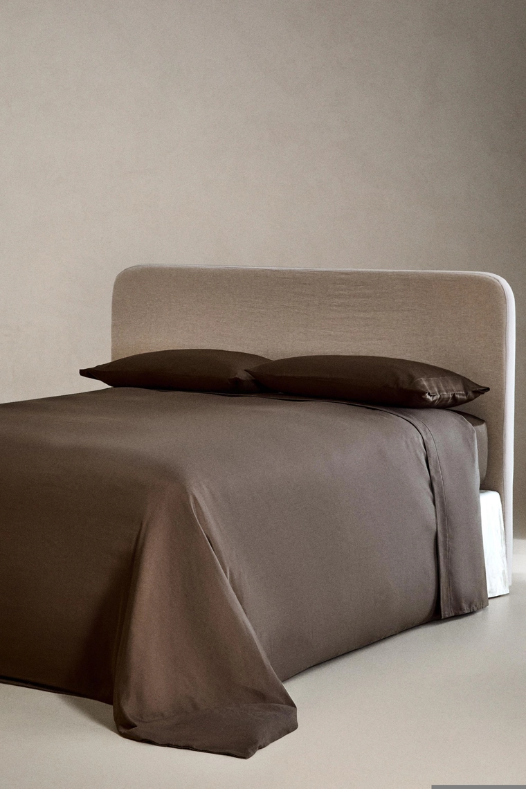 Сатиновый простынь на резинке | 40 см (300 tc)