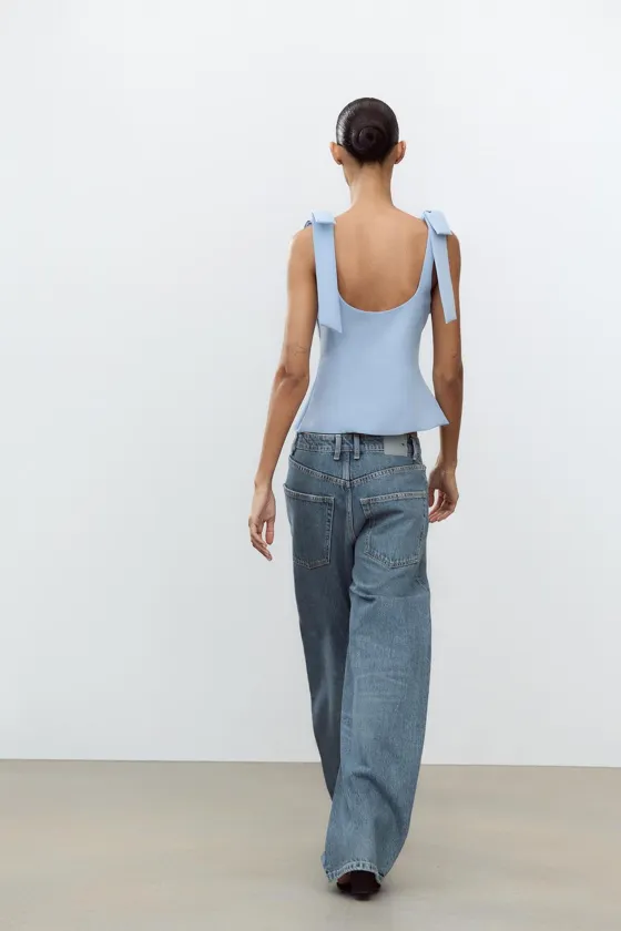 ТОП ИЗ ЭЛАСТИЧНОЙ ТАКНИ С БАНТАМИ