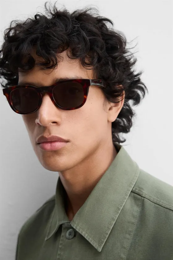 Классические солнечные очки