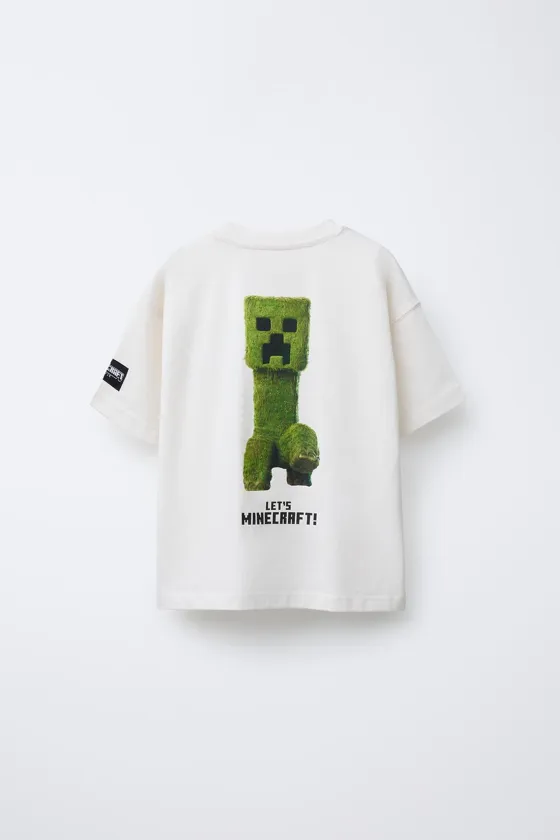 ФУТБОЛКА С ПРИНТОМ MINECRAFT © MOJANG AB. ™