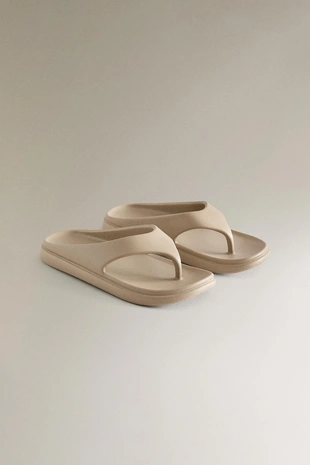 Босоножки на плоской подошве с резиновым покрытием- Заказать в России