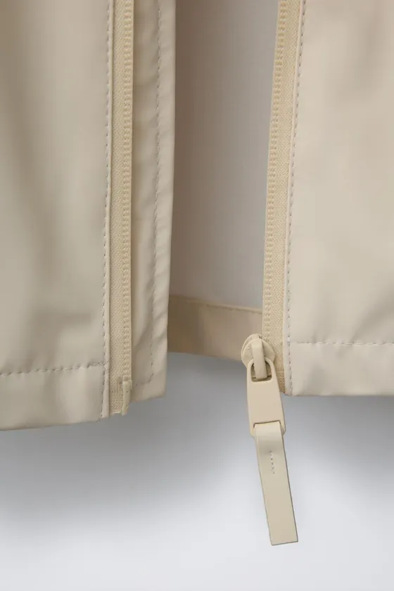 ЛЕГКИЙ ДОЖДЕВИК WATER REPELLENT